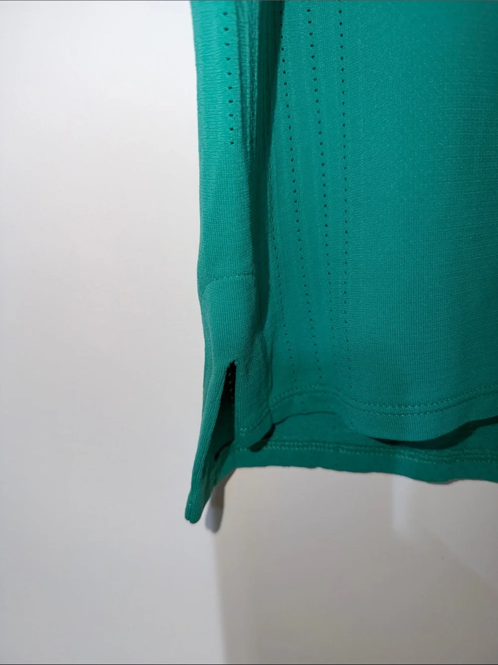 Lululemon Sleeveless Green Tank Top size 6